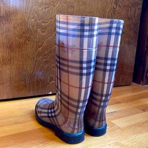 Classic Burberry Rain Boots
